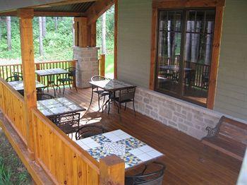 B&B Au Petit Marigot Mont-Tremblant Exterior foto