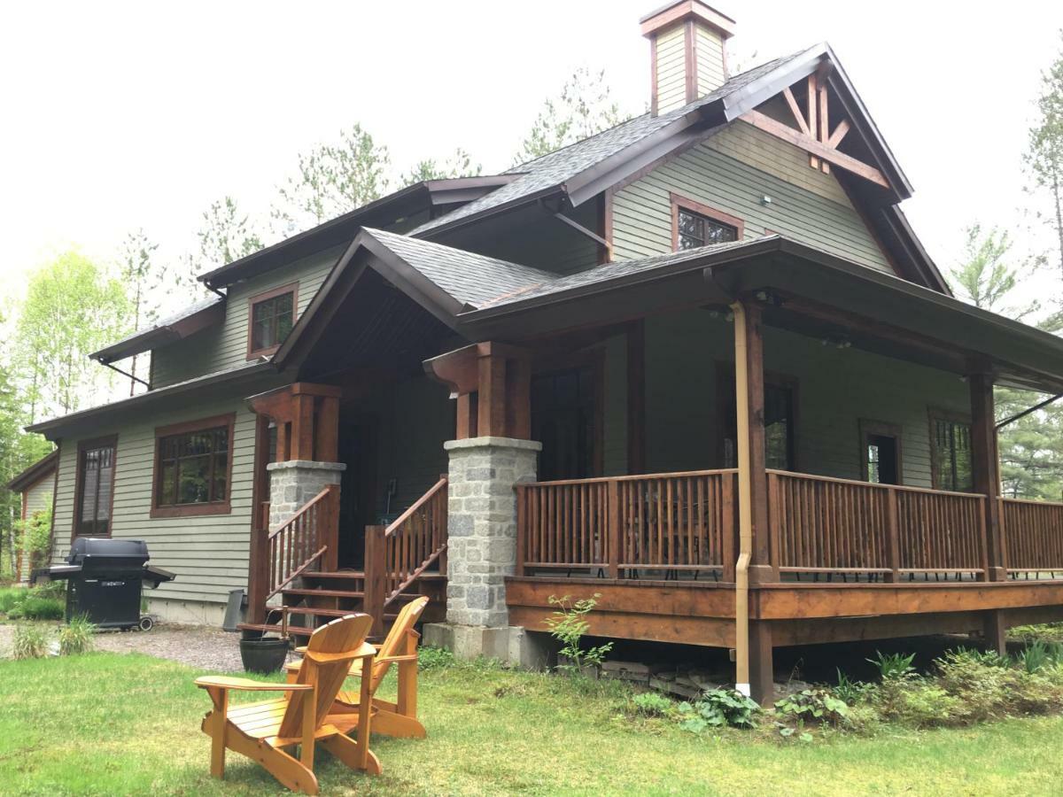 B&B Au Petit Marigot Mont-Tremblant Exterior foto